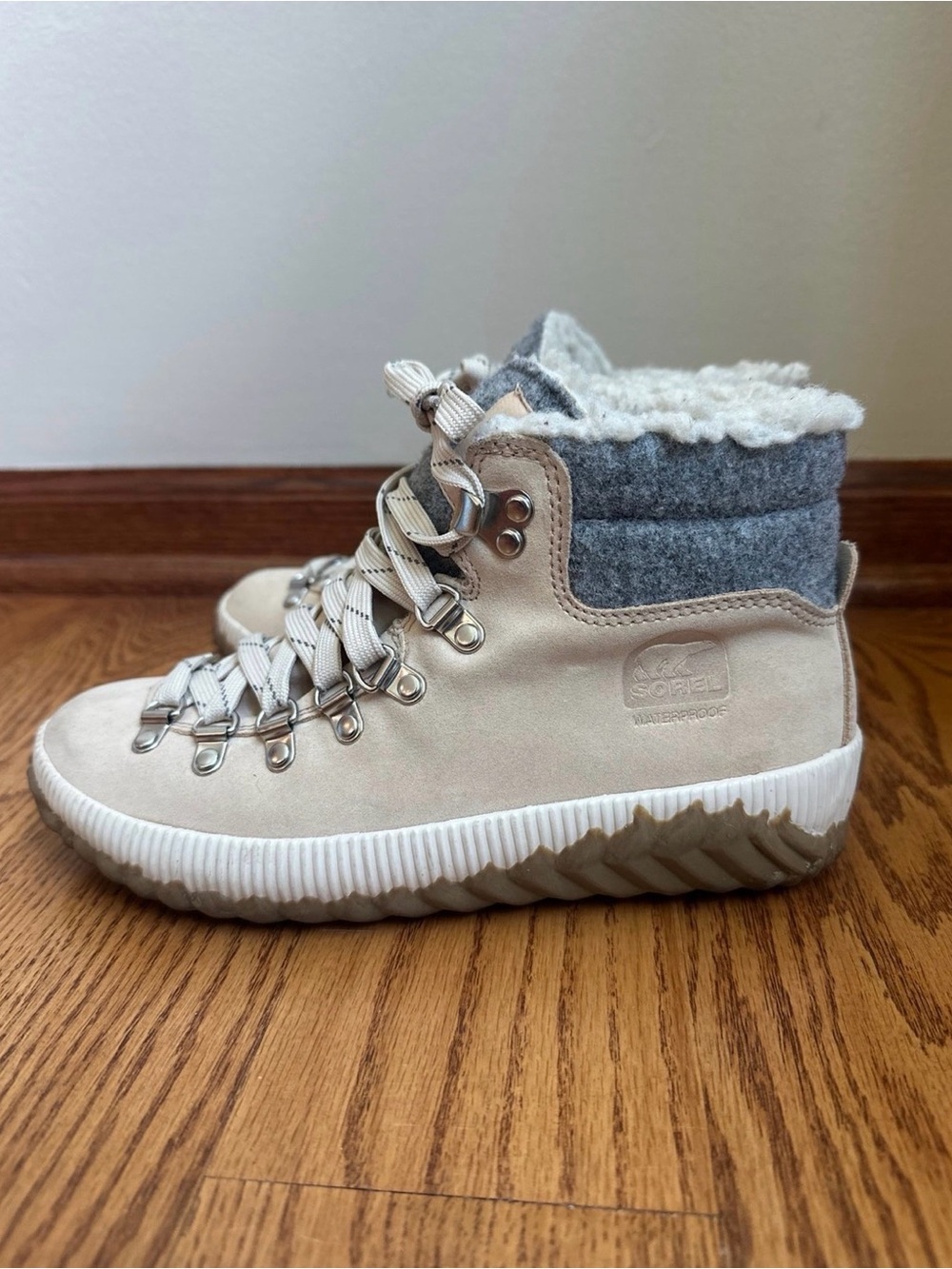 Sorel Out N About Plus Conquest WP Boots Womens 6.5